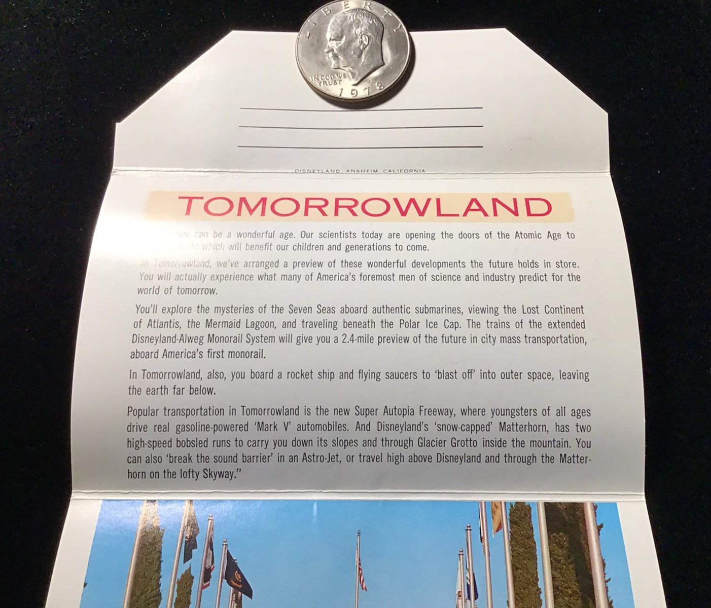 VTG WALT DISNEY DISNEYLAND POSTCARD FOLDER BOOKLET 12 VIEWS TOMORROWLAND RIDES