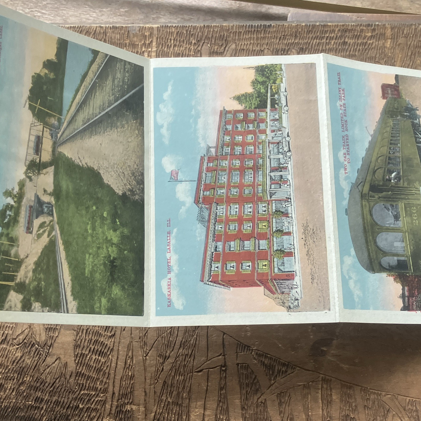 Vintage 30s-40s Fold-Out Souvenir Folder Indian Days at starved Rock 11 set