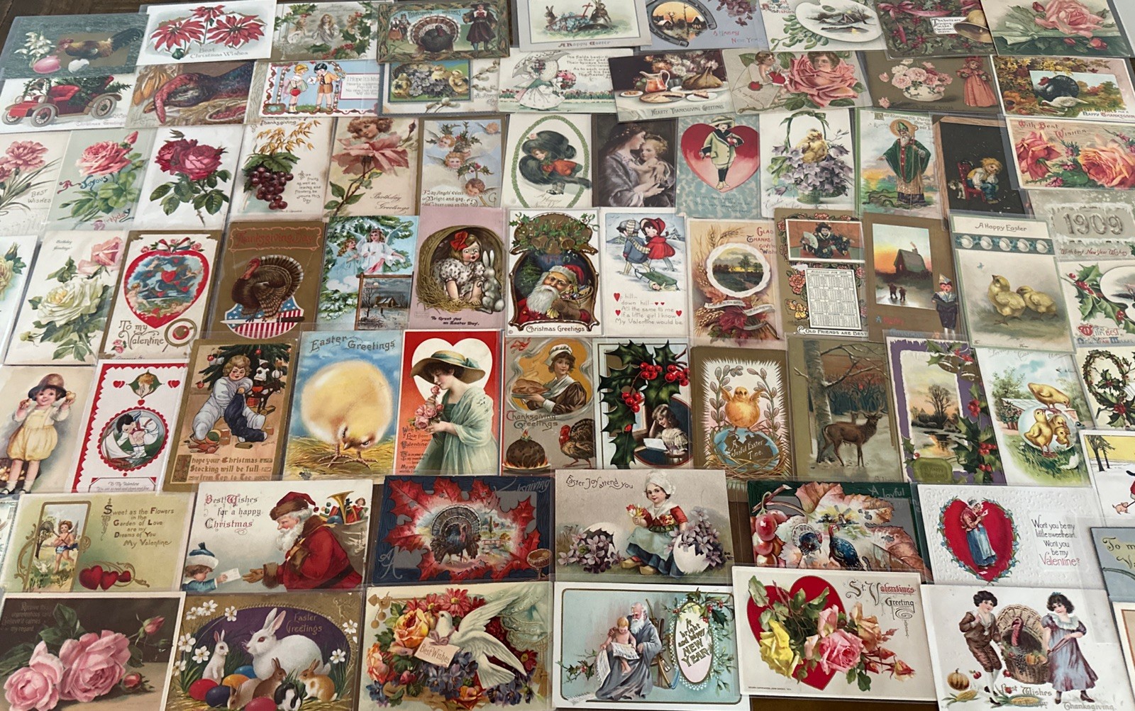 Huge~Lot of 100 Antique 1900’s Holidays Greetings Postcards~2 Santa’s~in sleeves
