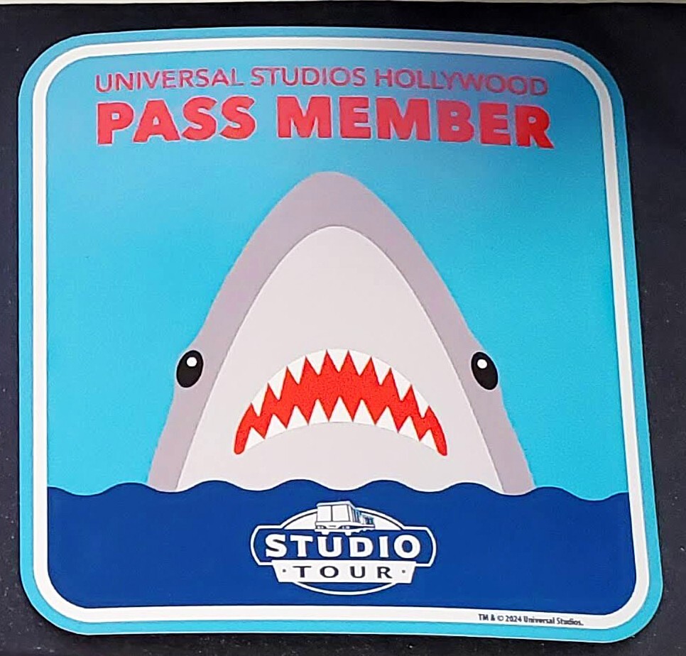 New! UOAP Universal Pass Member Jaws Magnet (*Aftermarket)
