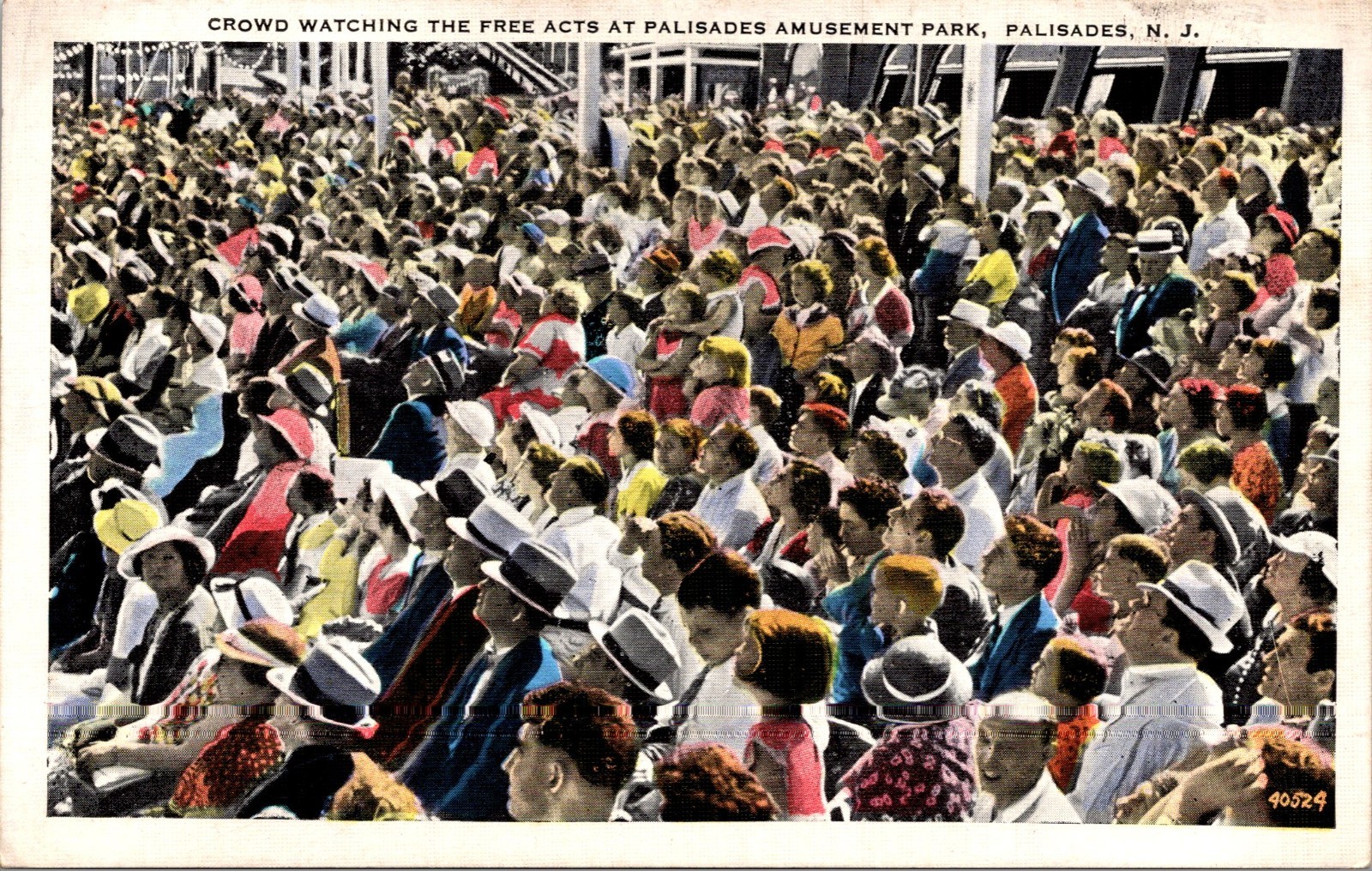 Crowds Watching Free Acts, Palisades Amusement Park New Jersey Postcard c1944