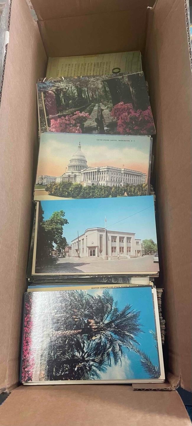 250 PC+ RANDOM LOT USA POSTCARDS 2 POUNDS CHROMES LINENS READ DESCRIPTION!!