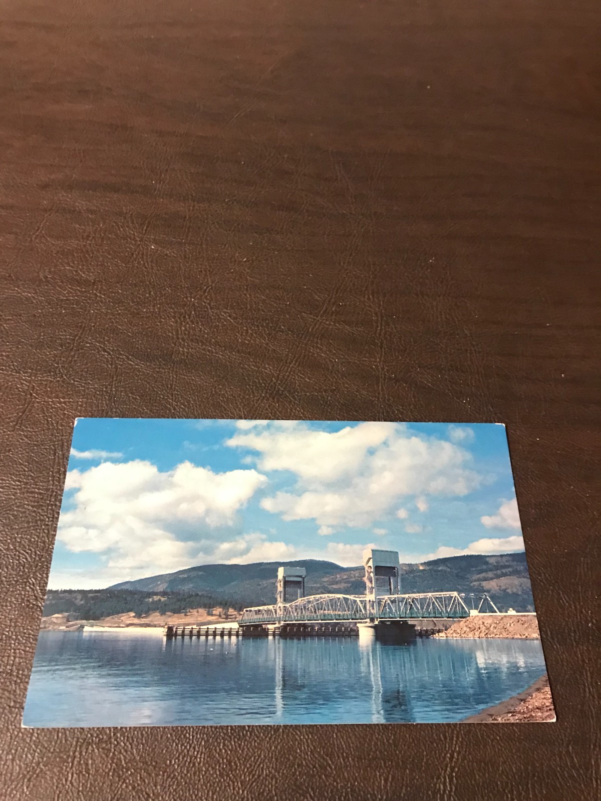 UNPOSTED POSTCARD – CANADA: OKANAGAN LAKE BRIDGE, KELOWNA, B.C.