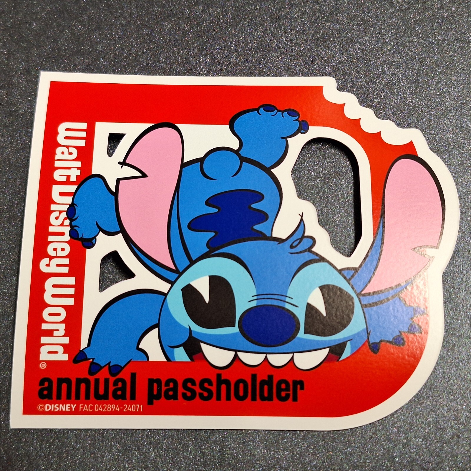 *READ* Aftermarket Walt Disney Annual Passholder Stitch in 2024 magnet format!