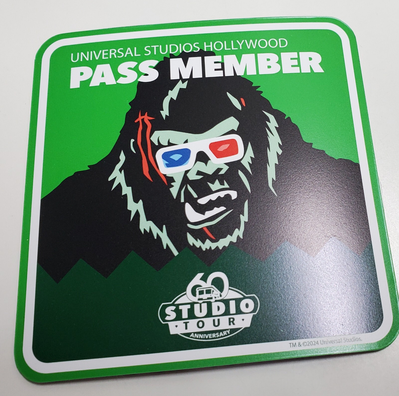 New! 2024 UOAP Universal Passholder King Kong Magnet (Aftermarket)