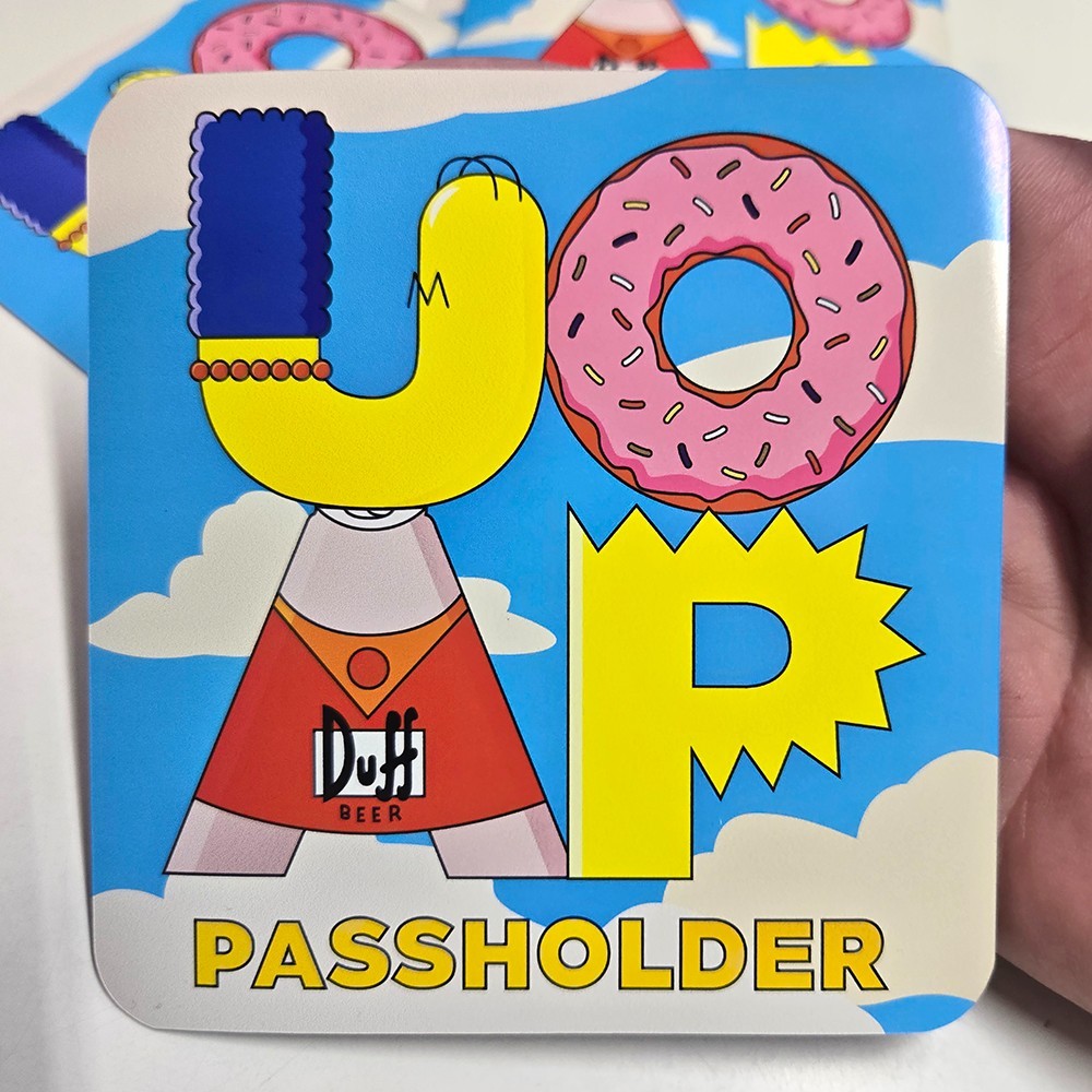 RARE! Universal Passholder (UOAP) magnet featuring a Simpsons! (Aftermarket!)
