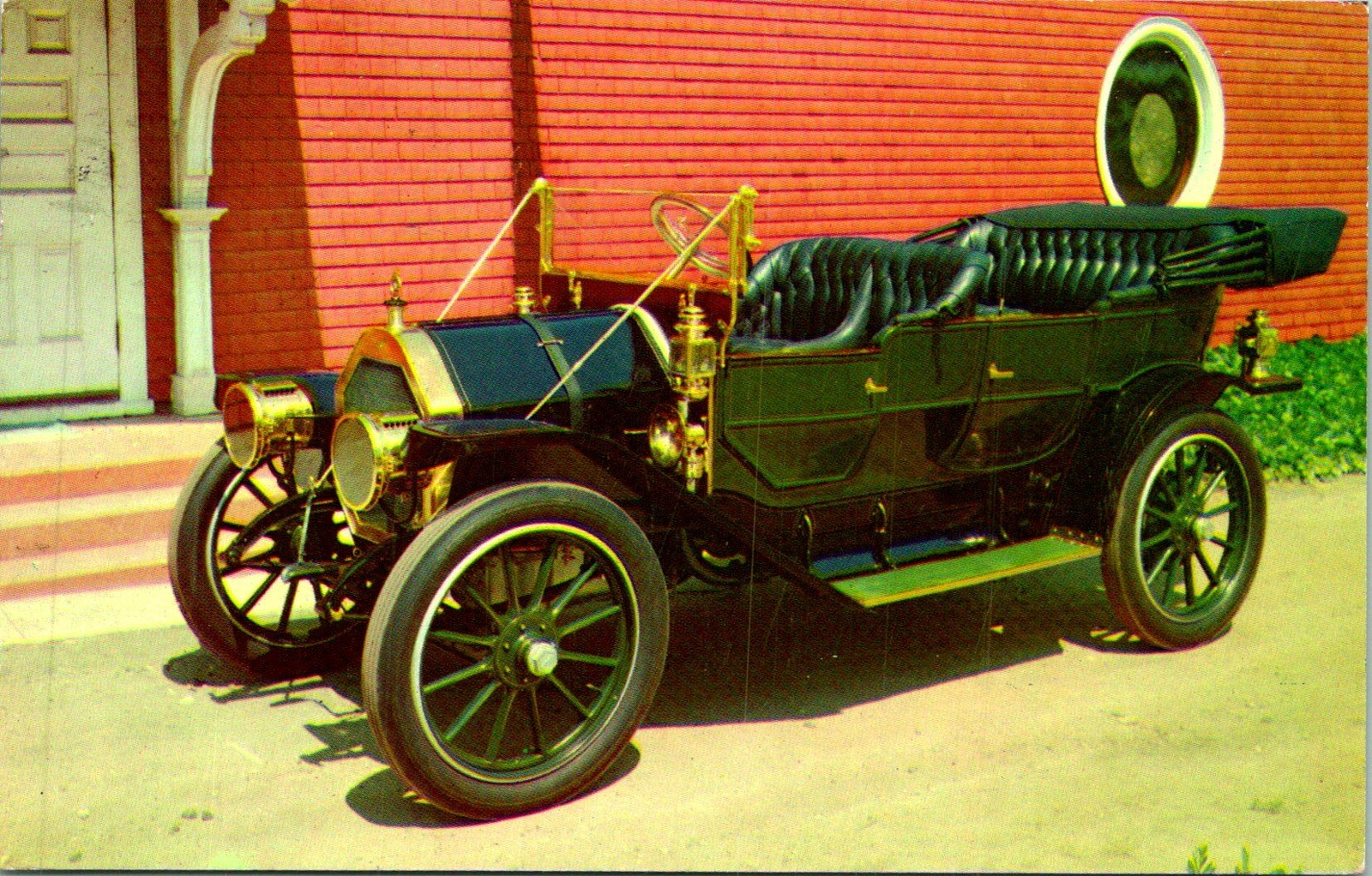Thornton Motors 30 Days Volkswagen 1910 Russell Postcard Used (33810)