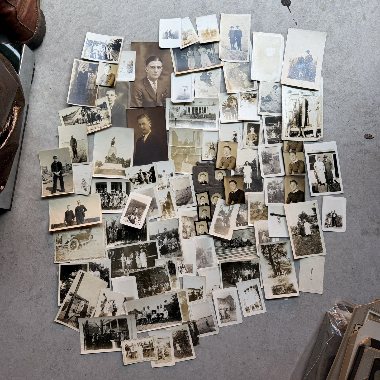 Lot of 100 + Vintage People Military Women early 1900’s