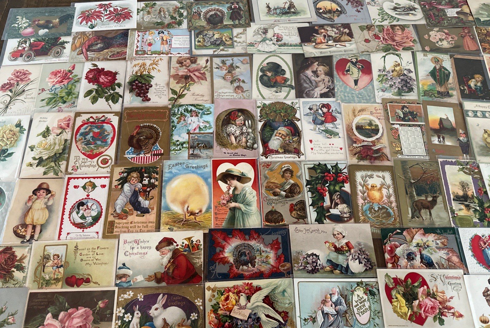 Huge~Lot of 100 Antique 1900’s Holidays Greetings Postcards~2 Santa’s~in sleeves