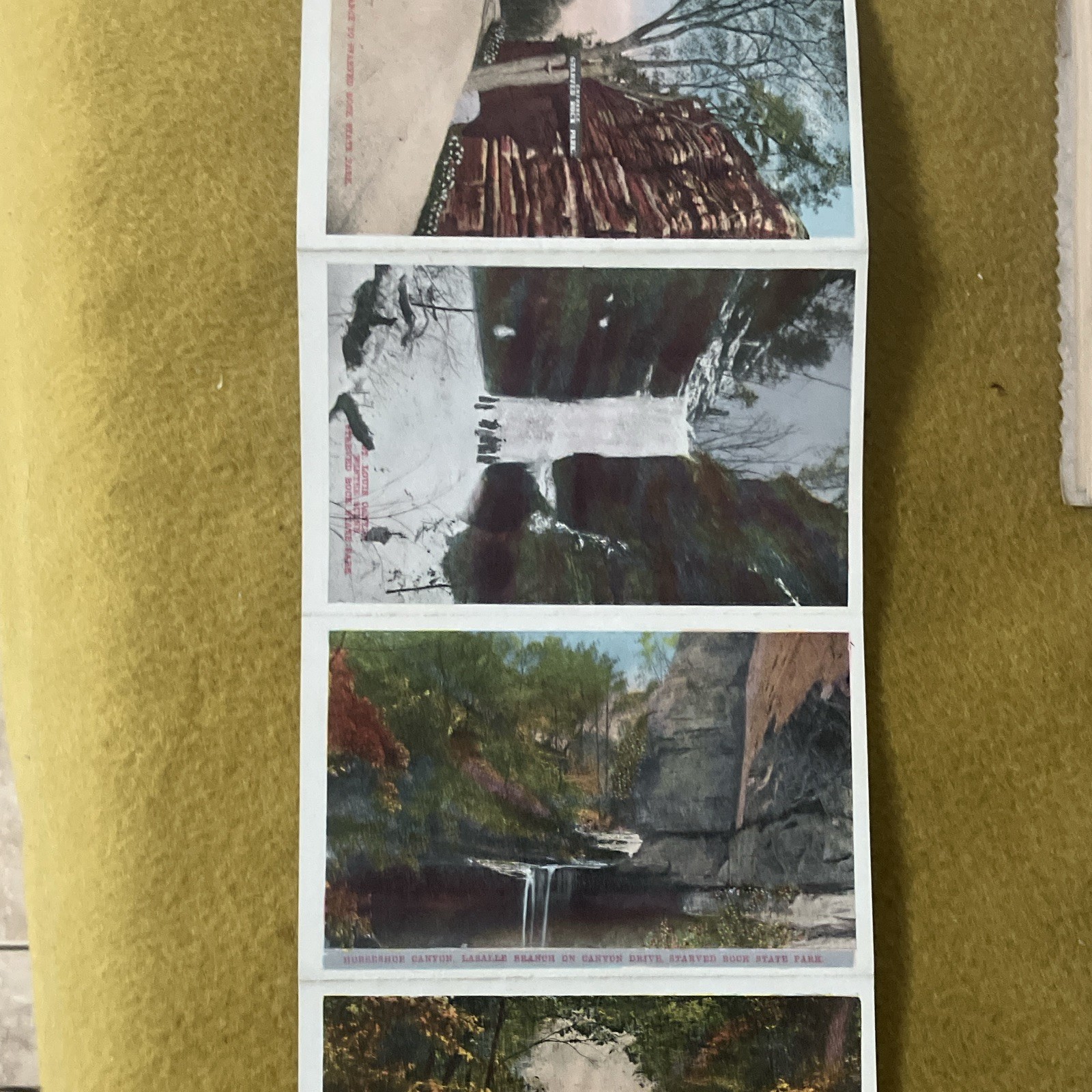 Vintage 30s-40s Fold-Out Souvenir Folder Indian Days at starved Rock 11 set