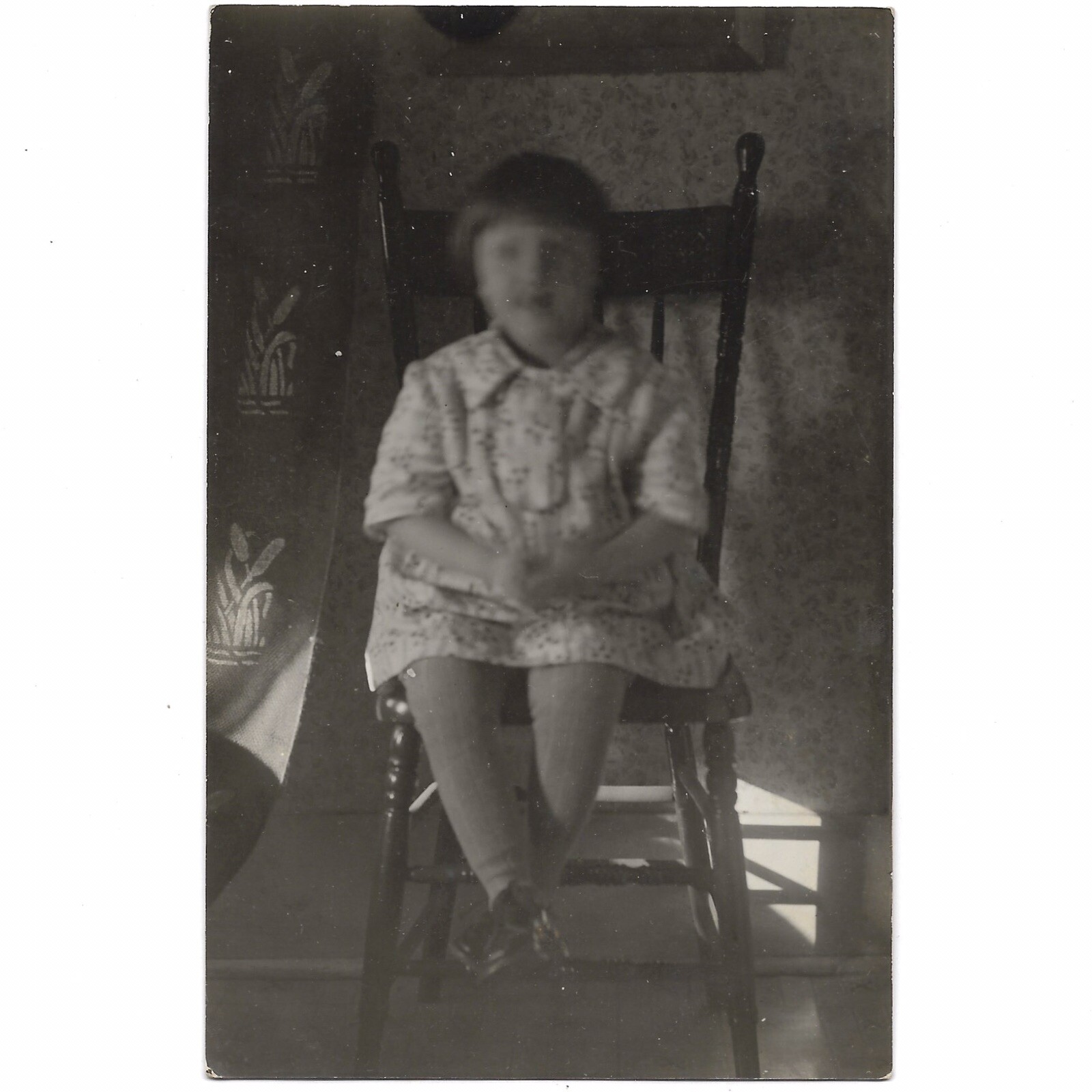 Odd Antique RPPC Blurry Face Little Girl Creepy Old Photo Stafford Springs CT