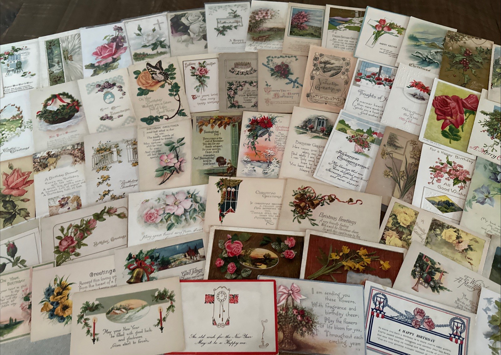 400+ HUGE LOT of VINTAGE Holidays Greetings POSTCARDS-SALE~L@@K!!!