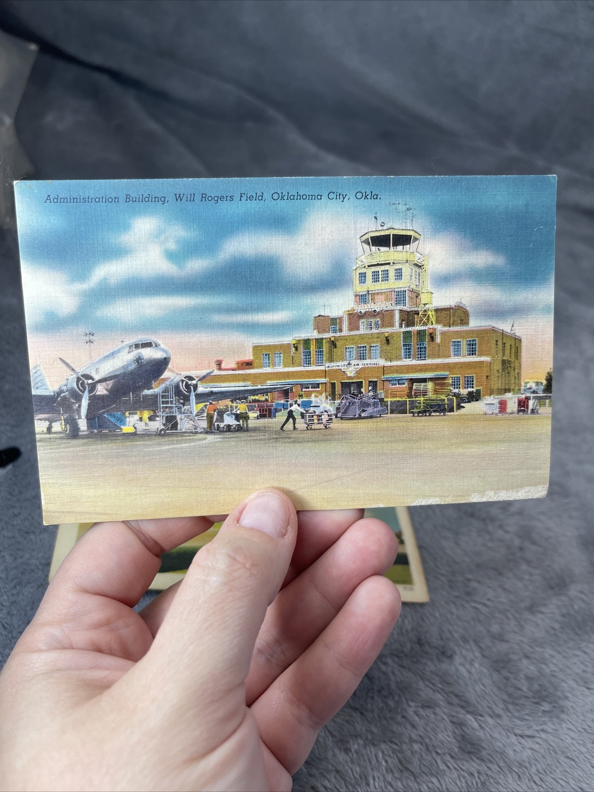 Lot Of 2 Vintage Linen Postcards – Buckingham Fountain & Will Rogers Field