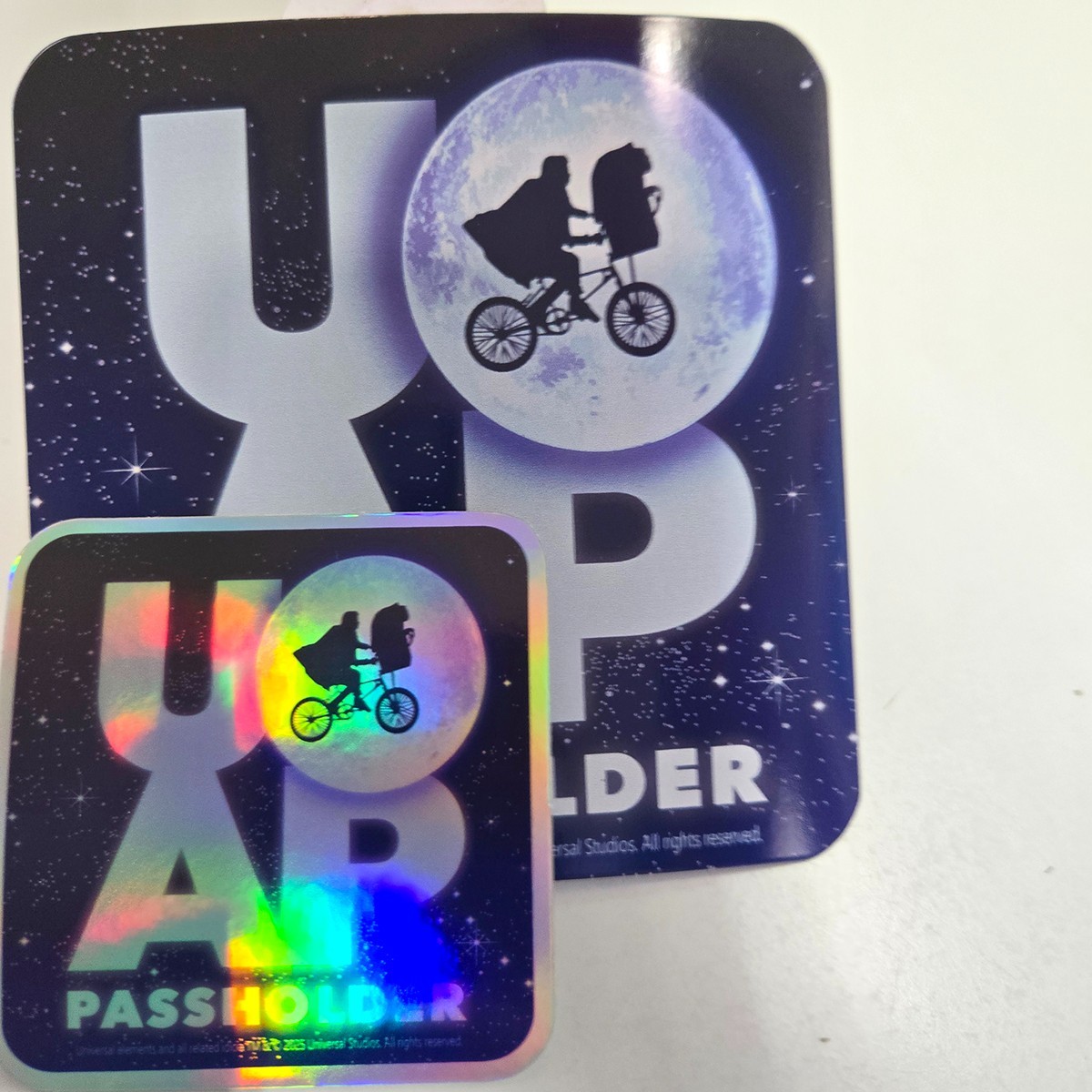 Universal Studios UOAP Passholder ET Magnet with FREE holo Decal! (Aftermarket!)