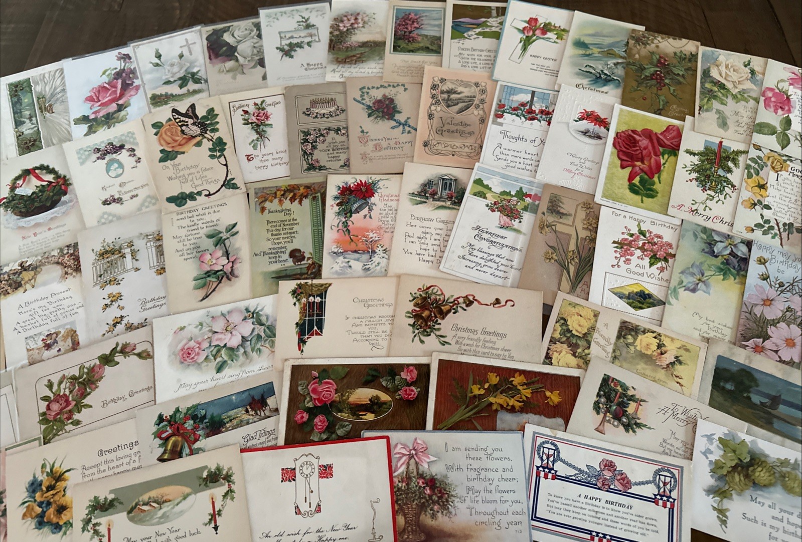 400+ HUGE LOT of VINTAGE Holidays Greetings POSTCARDS-SALE~L@@K!!!