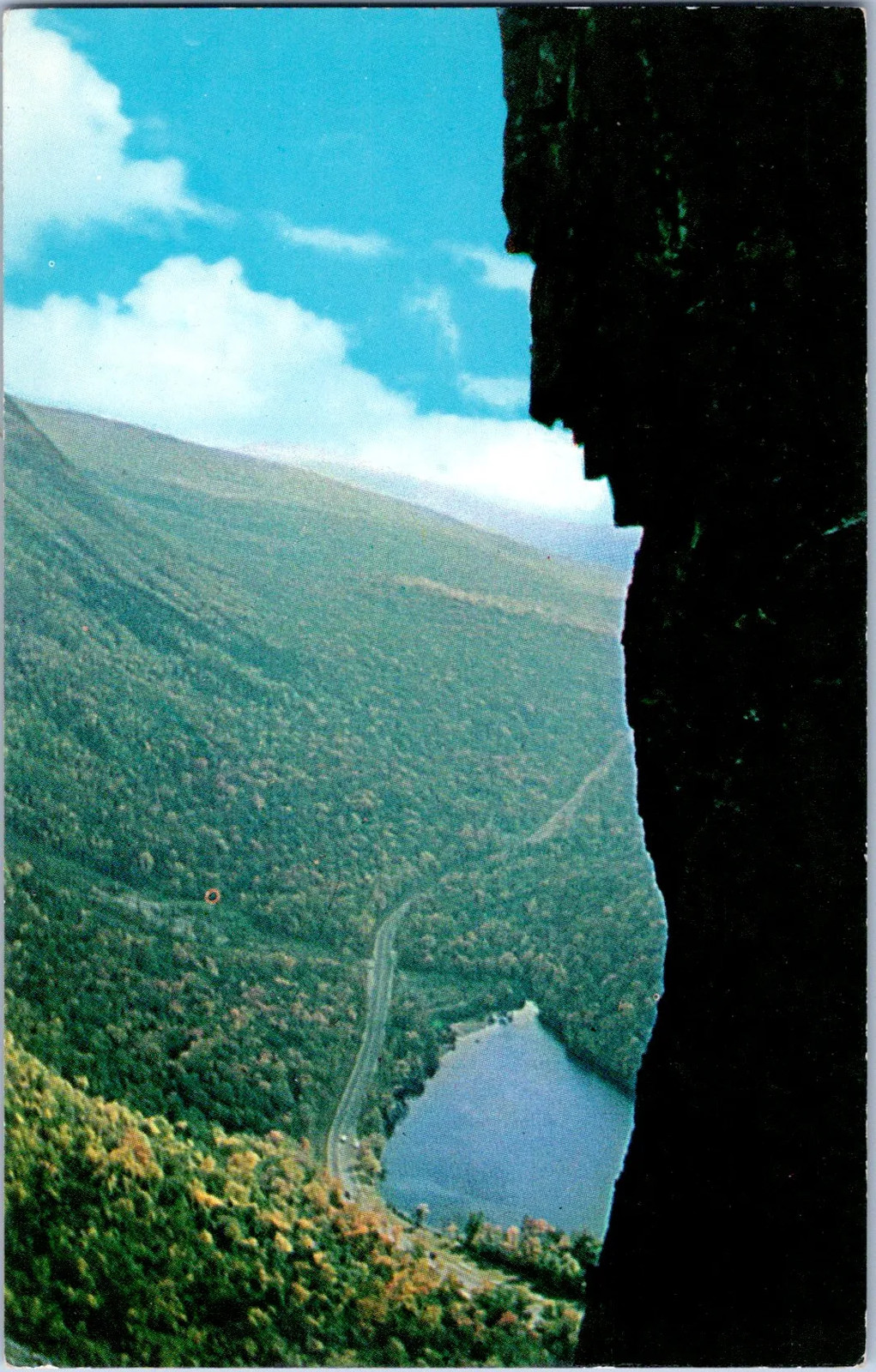 White Mountains, United States – Mountain Landscape And Lake Postcard