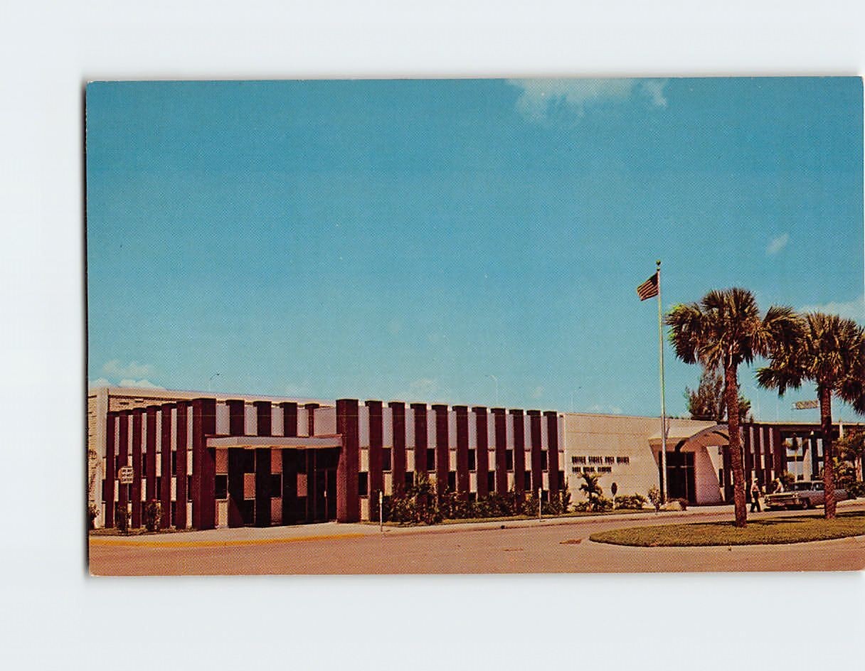 Postcard The United States Post Office Fort Myers Florida USA North America