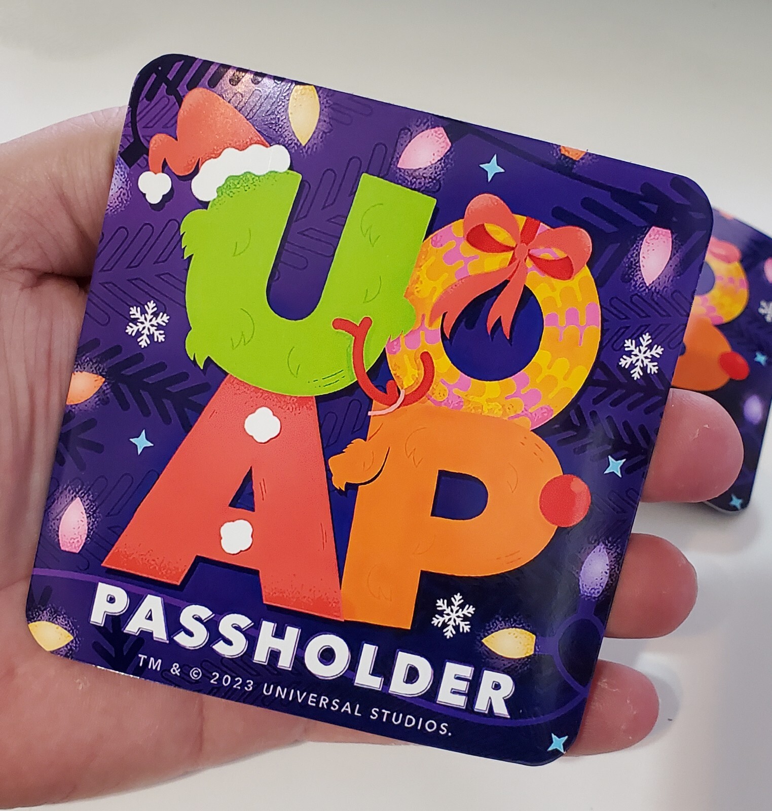 New! 2023 UOAP Universal Passholder Christmas Holiday Magnet! (Aftermarket)