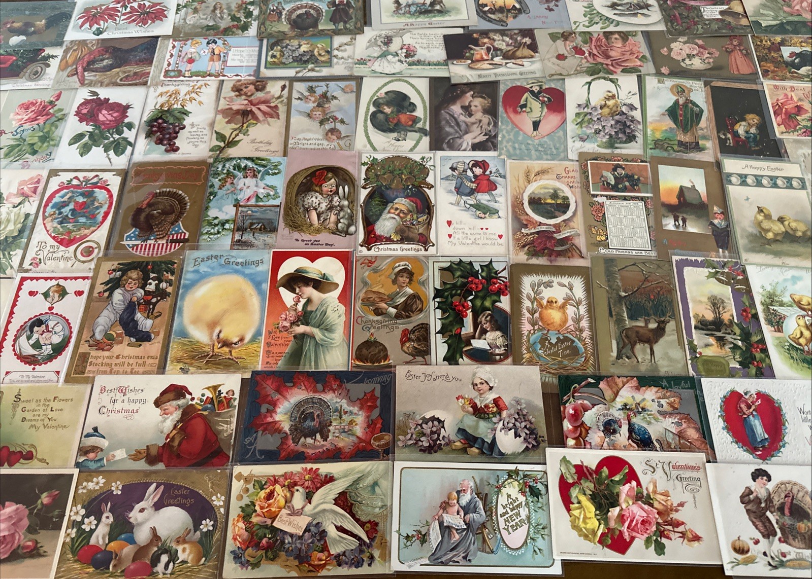 Huge~Lot of 100 Antique 1900’s Holidays Greetings Postcards~2 Santa’s~in sleeves