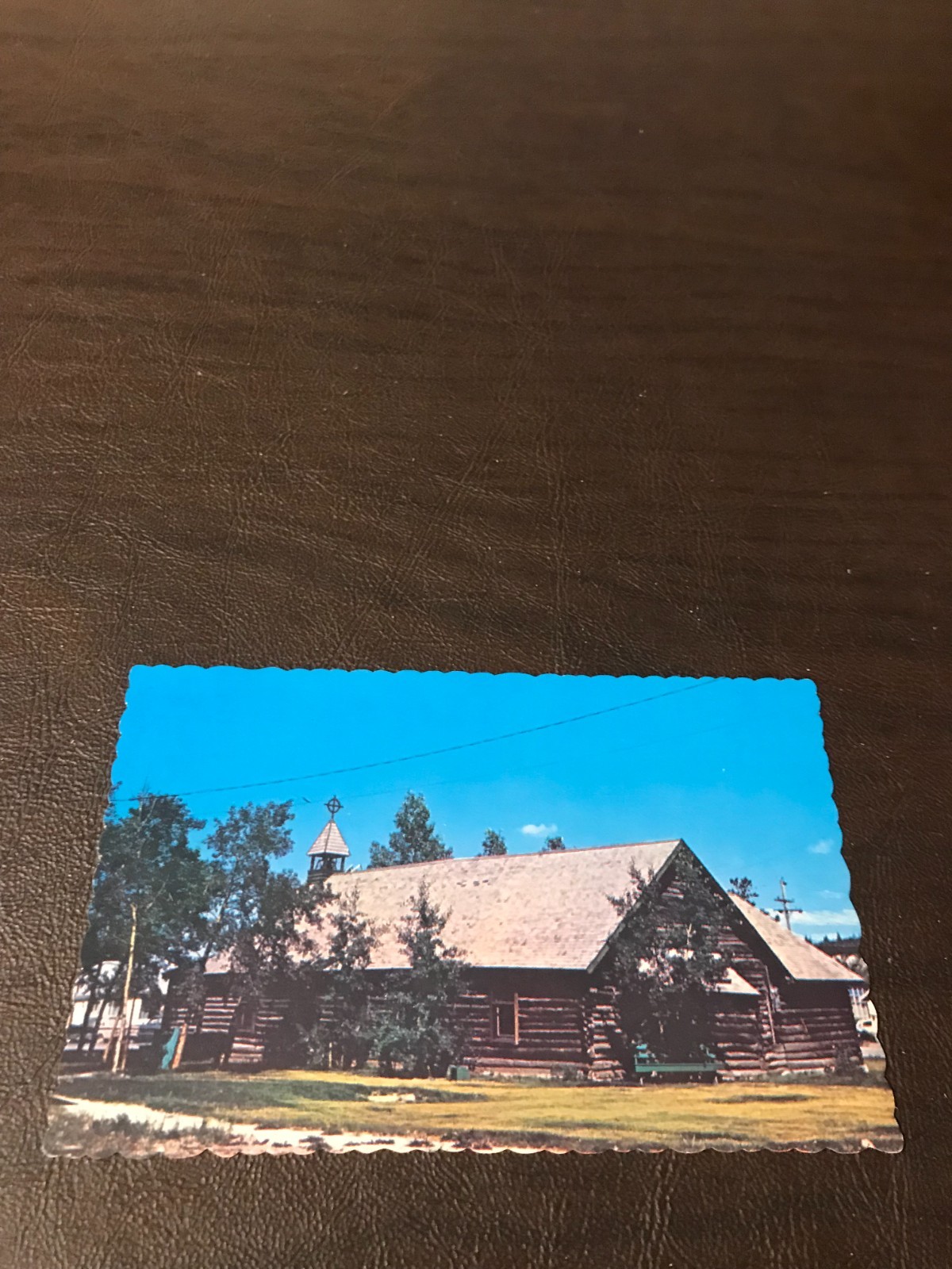 UNPOSTED POSTCARD – CANADA: THE OLD LOG CHURCH – WHITEHORSE, YUKON