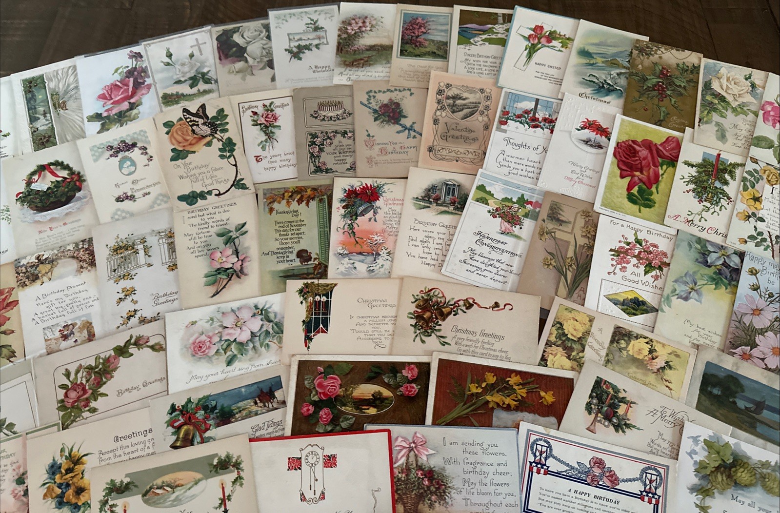 400+ HUGE LOT of VINTAGE Holidays Greetings POSTCARDS-SALE~L@@K!!!