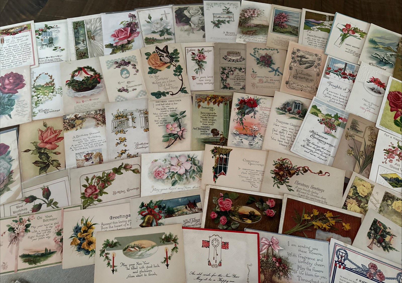 400+ HUGE LOT of VINTAGE Holidays Greetings POSTCARDS-SALE~L@@K!!!