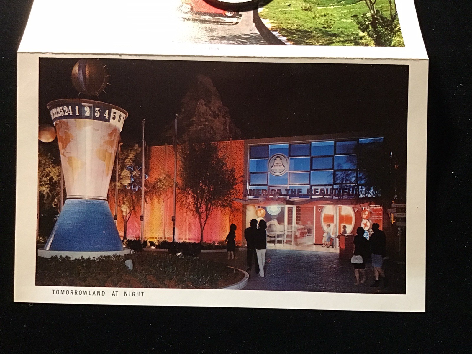 VTG WALT DISNEY DISNEYLAND POSTCARD FOLDER BOOKLET 12 VIEWS TOMORROWLAND RIDES